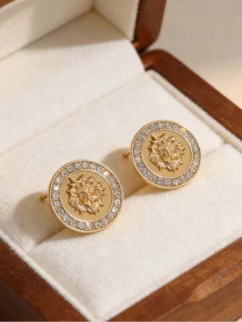 Classic Style Round Stud Earrings with Crystal Halo